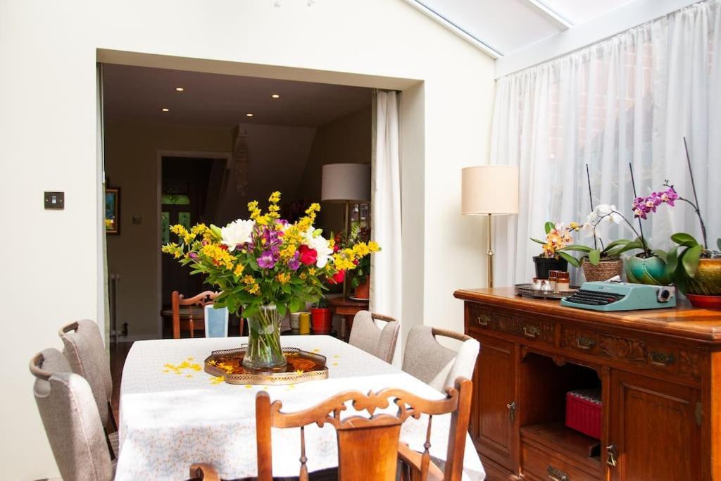 2 Bedroom House In Chichester Near Goodwood And Wittering Beaches Dış mekan fotoğraf