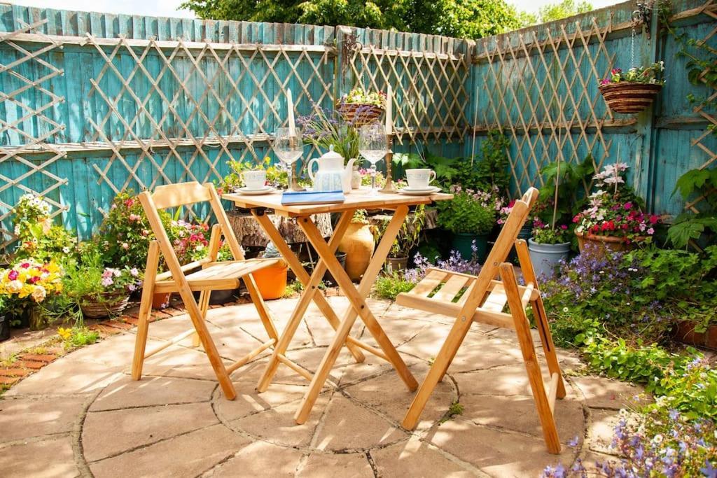 2 Bedroom House In Chichester Near Goodwood And Wittering Beaches Dış mekan fotoğraf